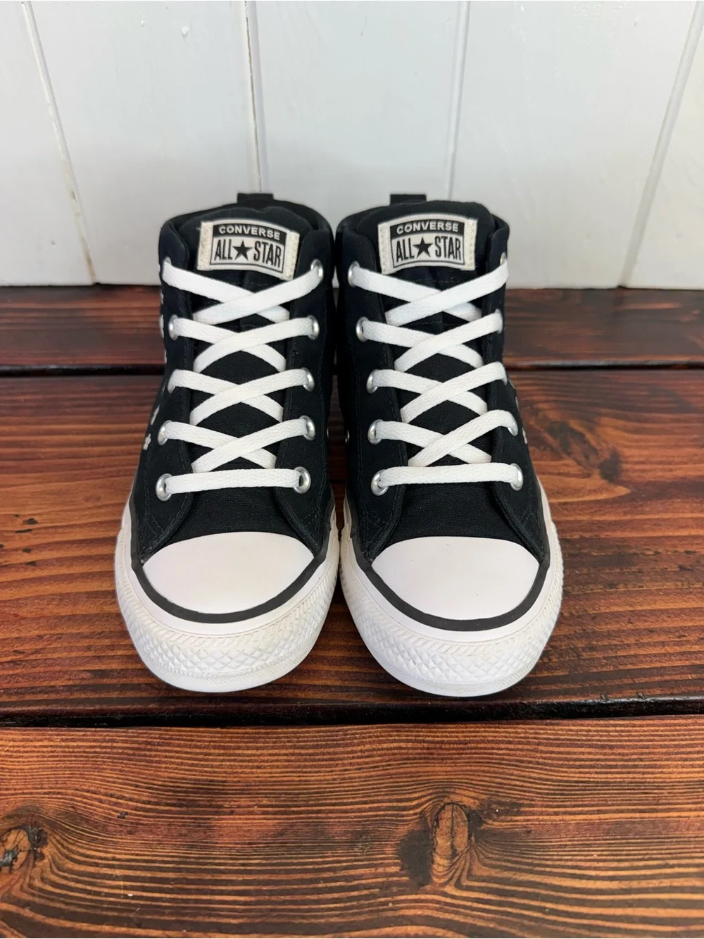 Converse Chuck Taylor All Star Flower Street Mid Daisy Sneakers Women’s 8